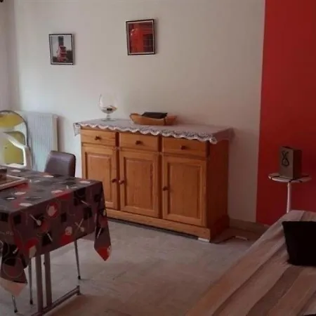 Appartement Saint-Raphael, 2 Pieces, 4 Personnes - Fr-1-466-38 Apartment *